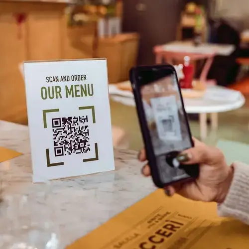 Panduan Pemilik Restoran dalam Membuat dan Mengintegrasikan Menu Kode QR