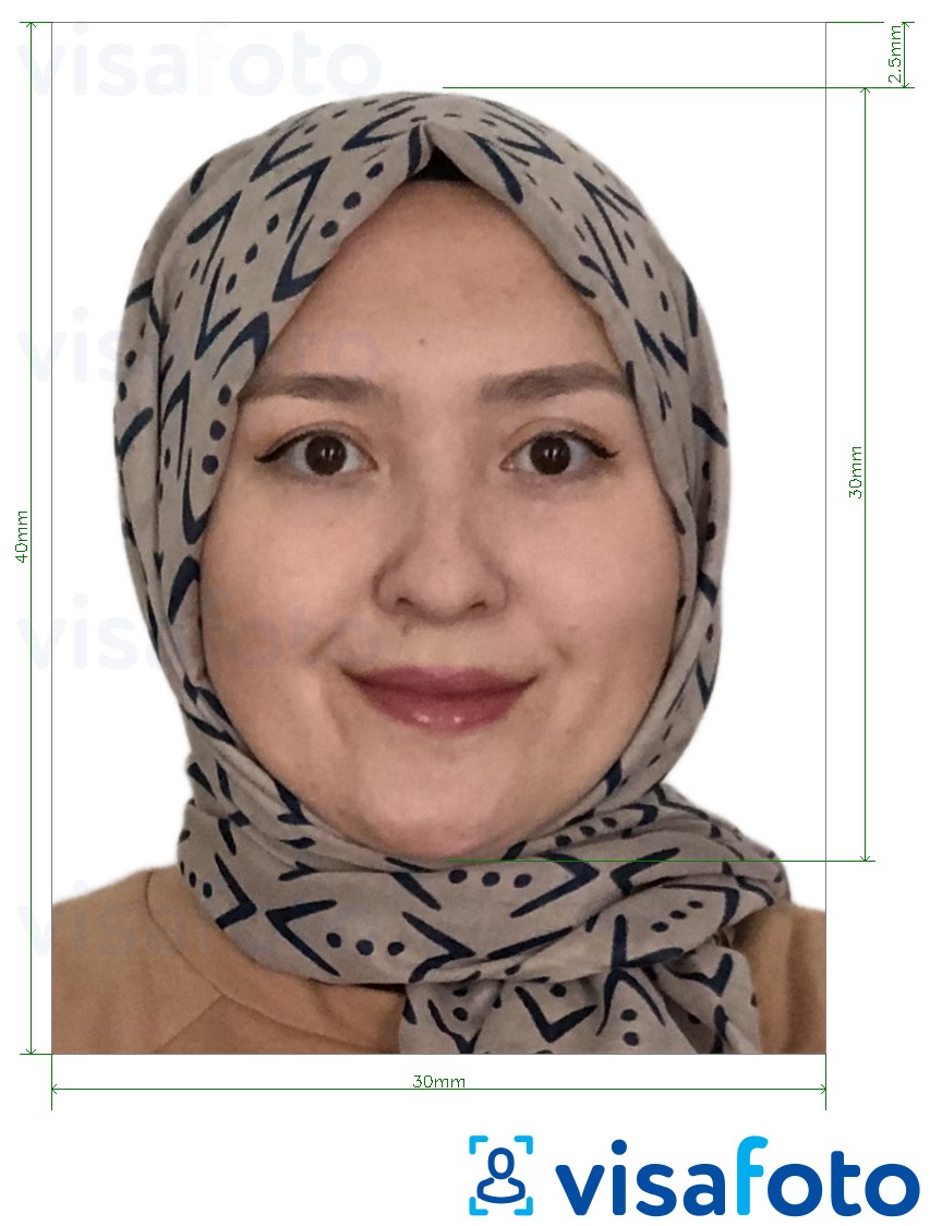 सटीक आकार विनिर्देश के साथ तुर्कमेनिस्तान पासपोर्ट 3x4 सेमी (30x40 मिमी) के लिए तस्वीर का उदाहरण
